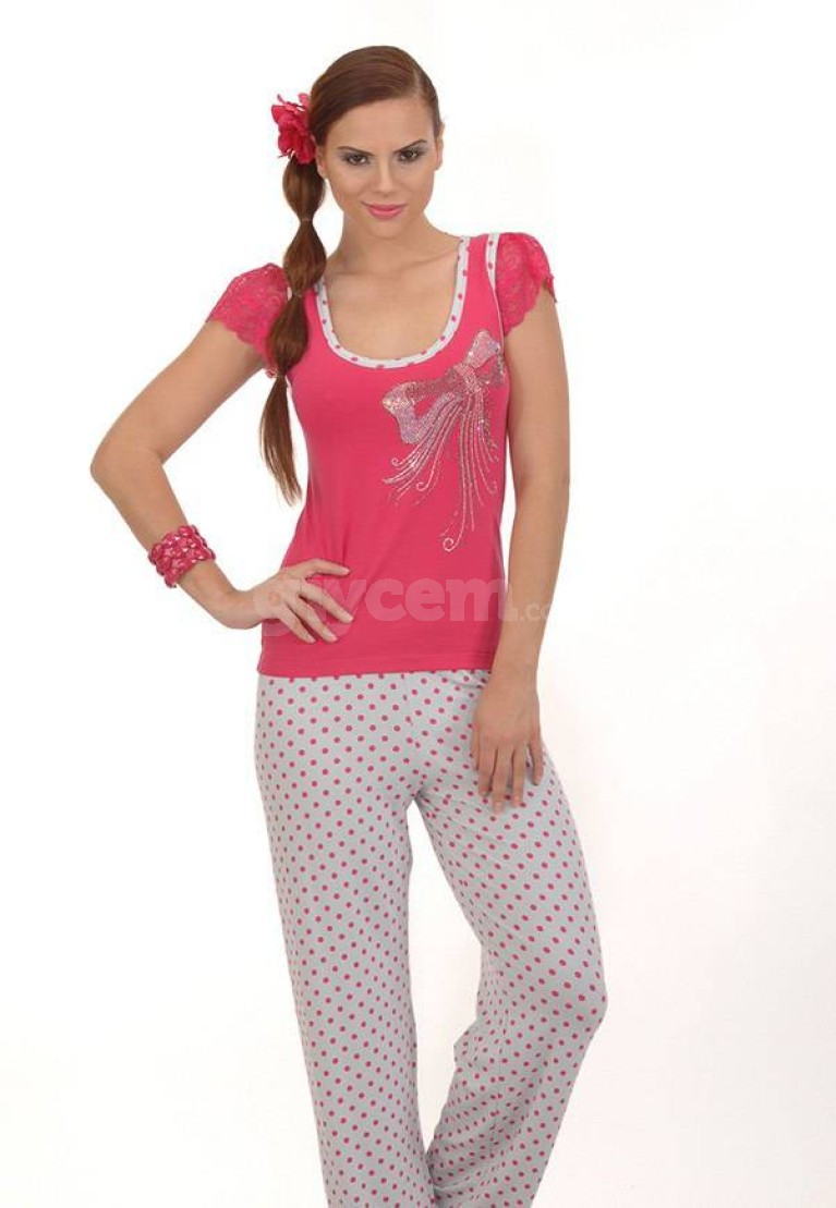 Yakıcı Kısa Kollu Puantiyeli Pijama 6010