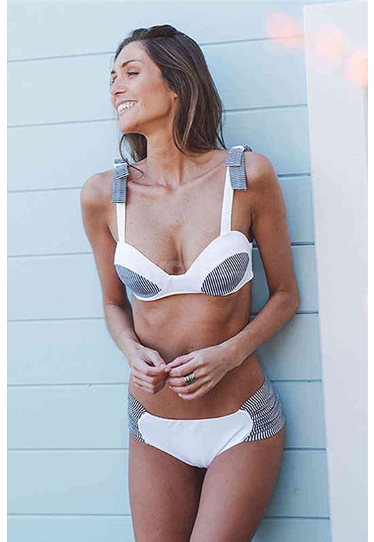 Angelsin Özel Tasarım Desenli Bikini Takım Beyaz MS4297-Beyaz